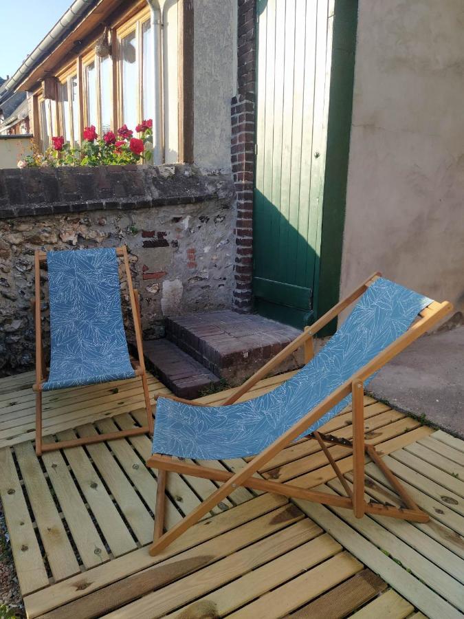 Le Nid Normand Avec Terrasse - Stationnement Facile Et Gratuit - 5 Min Seine Deville-les-Rouen Exterior foto